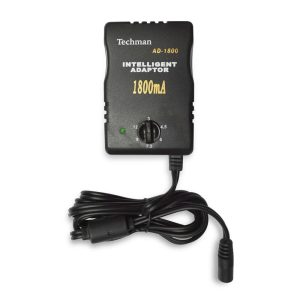 ADAPTADOR VOLTAJE INTELIGENTE UNIVERSAL 1800mA TECH